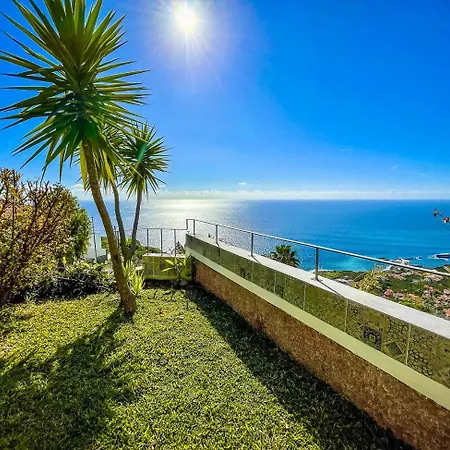 Indigo Star House Ferienhaus *