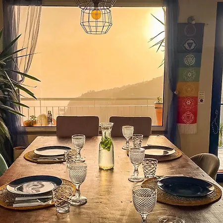 Ferienhaus Indigo Star House *