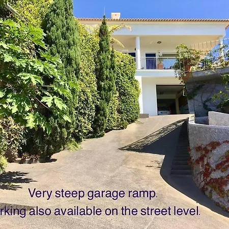 Indigo Star House Ferienhaus Ribeira Brava